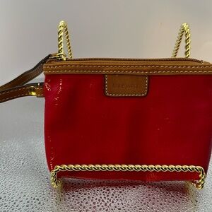 Nine West Patient leather leather wristlet. Beautiful hot pink. Dimensions 7 X 5